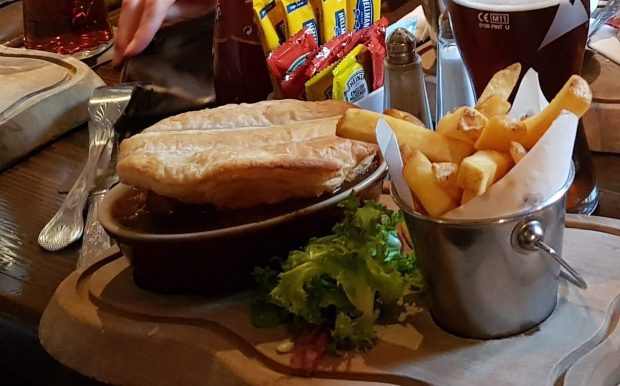 Irish Stew mit Brotdeckel