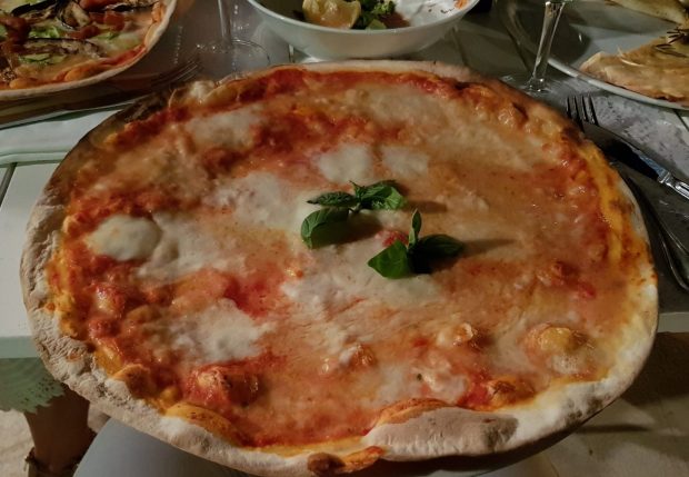 Neapolitanische Pizza