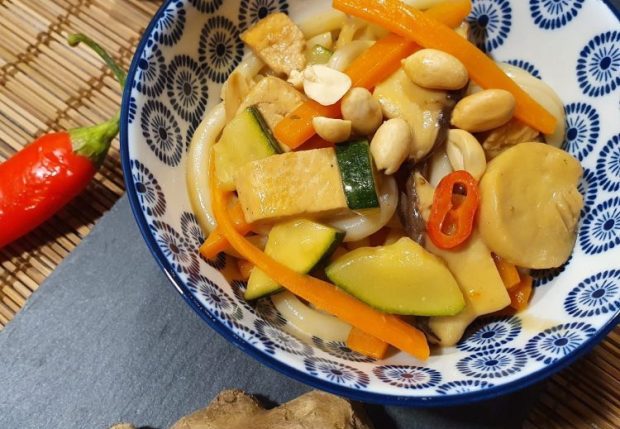 Rezept Udon Nudeln mit Teriyaki Soße und Gemüse