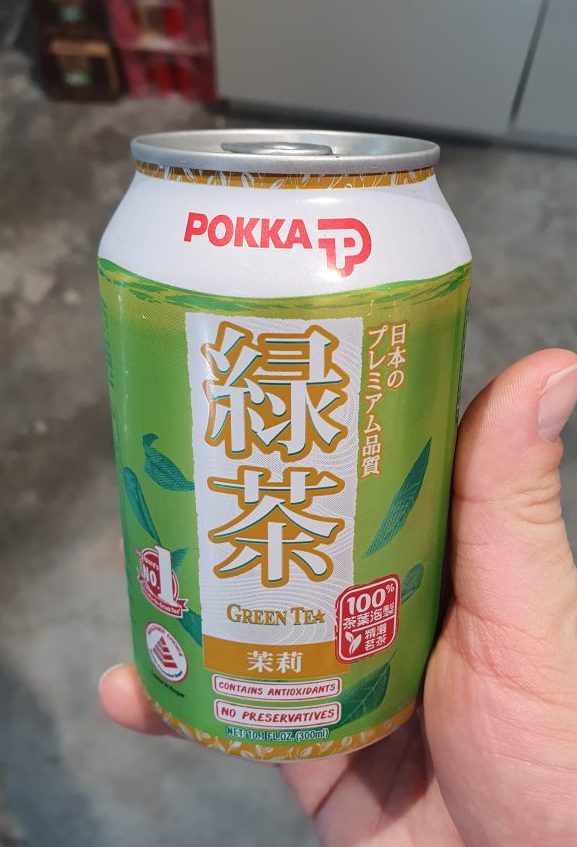 Grüner Tee aus der Dose