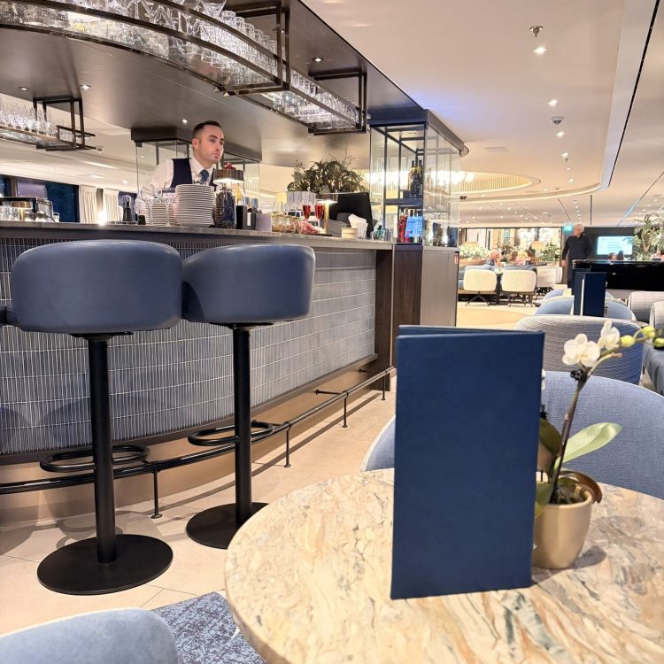 Bar Viva One