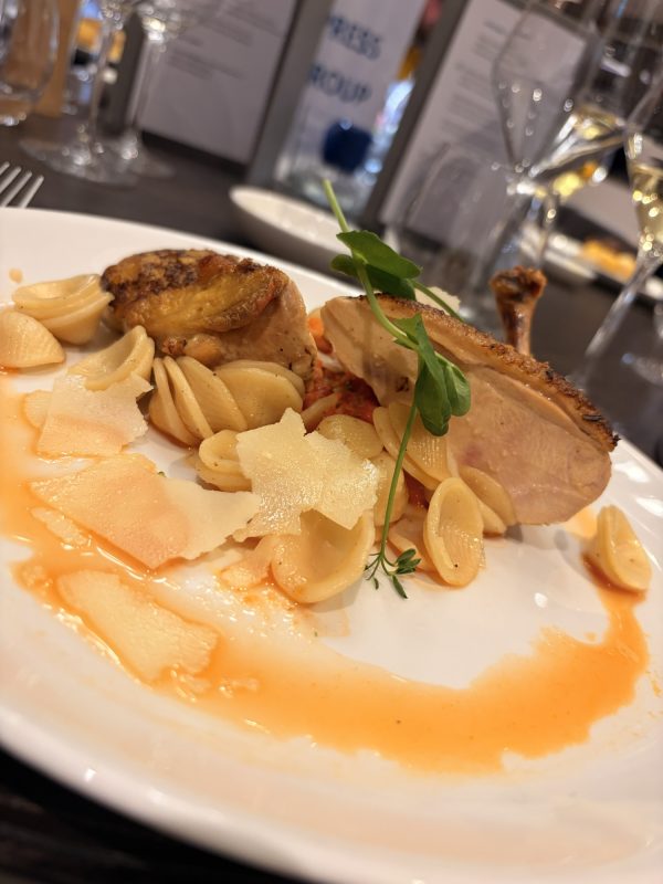 Abendessen Riverside Restaurant Viva One