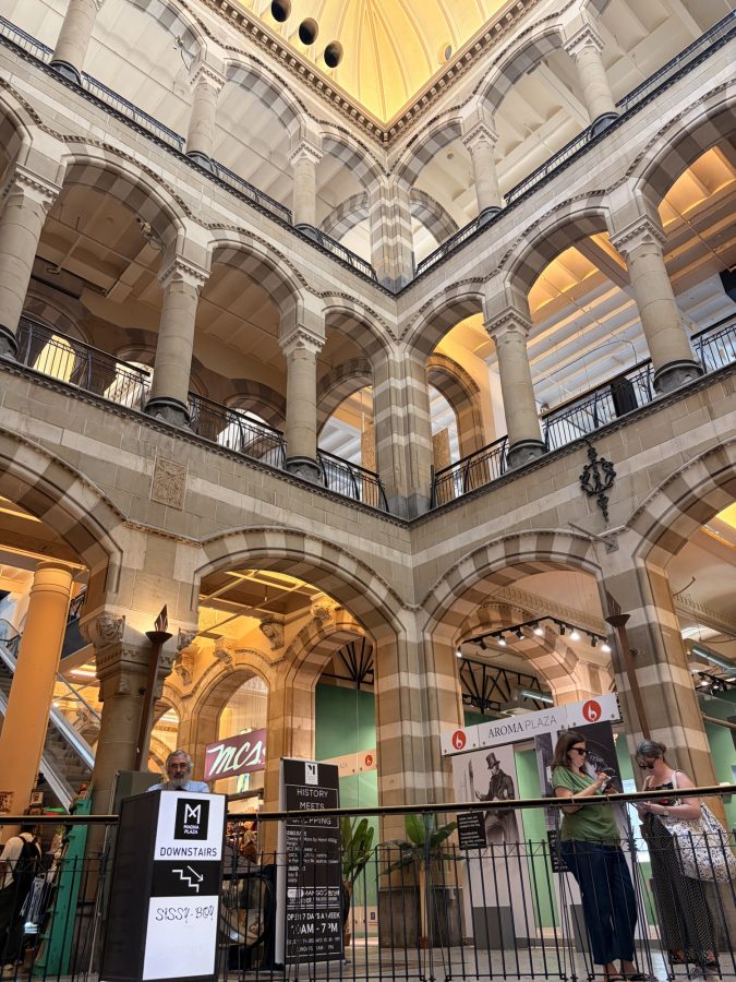 Magna Plaza Amsterdam
